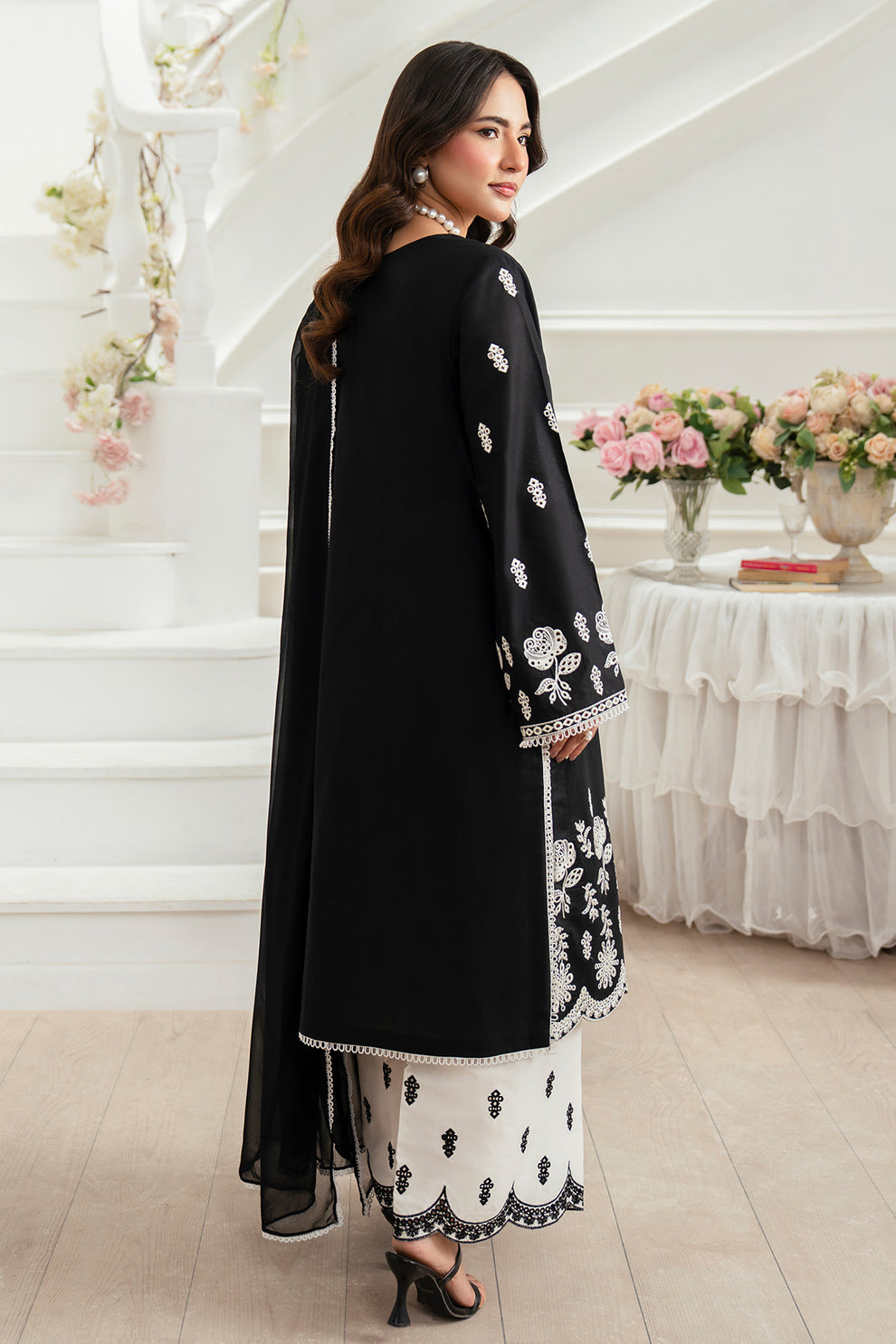 Imrozia Premium | Kianna Casuals | SP-86 CALLA - Pakistani Designer Dress - by Imrozia Premium - Type : Ladies Clothes - 100% Original at Saira Sultan