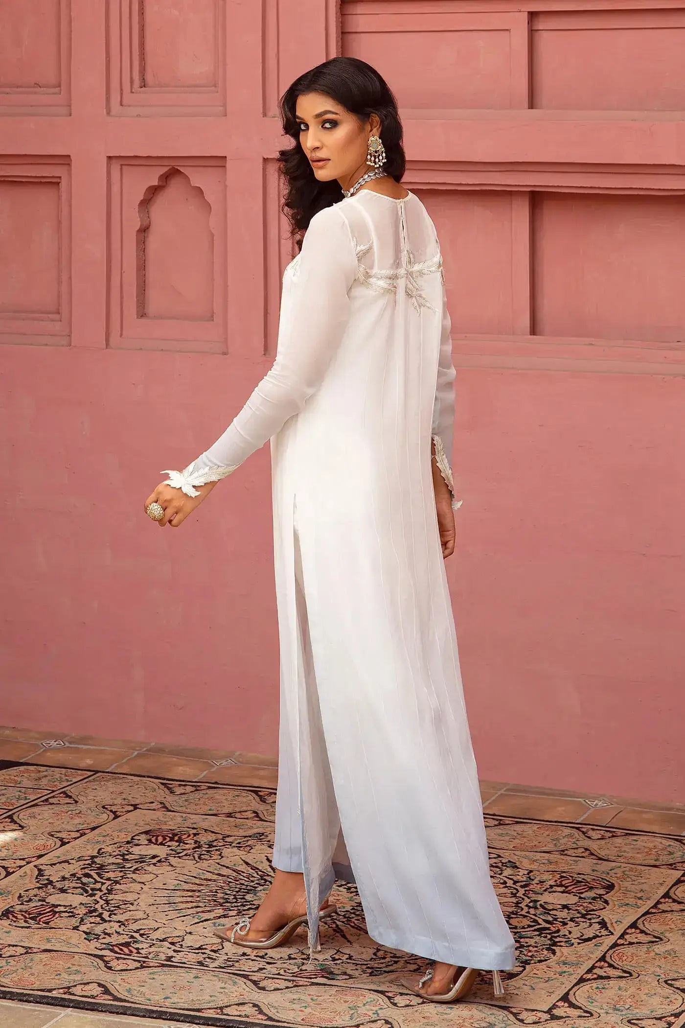 Nilofer Shahid | Nur e Subh Formals | Savera - Pakistani Designer Dress - by Nilofer Shahid | Type: Formal - 100% Original at Saira Sultan