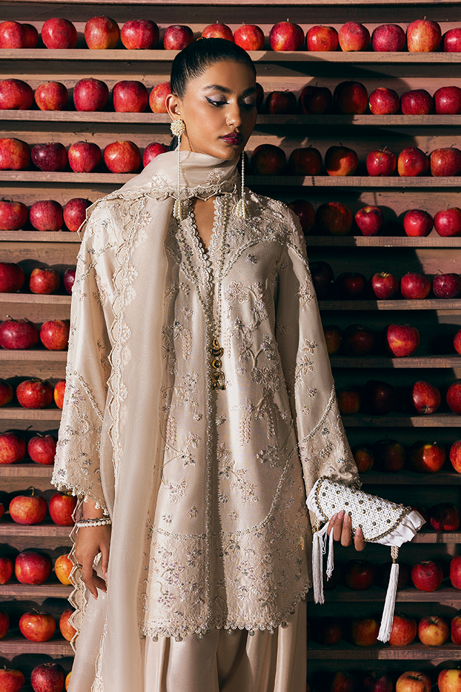 Suffuse | Silk Pret Summer 25 | RHEA XL Mauve Silk