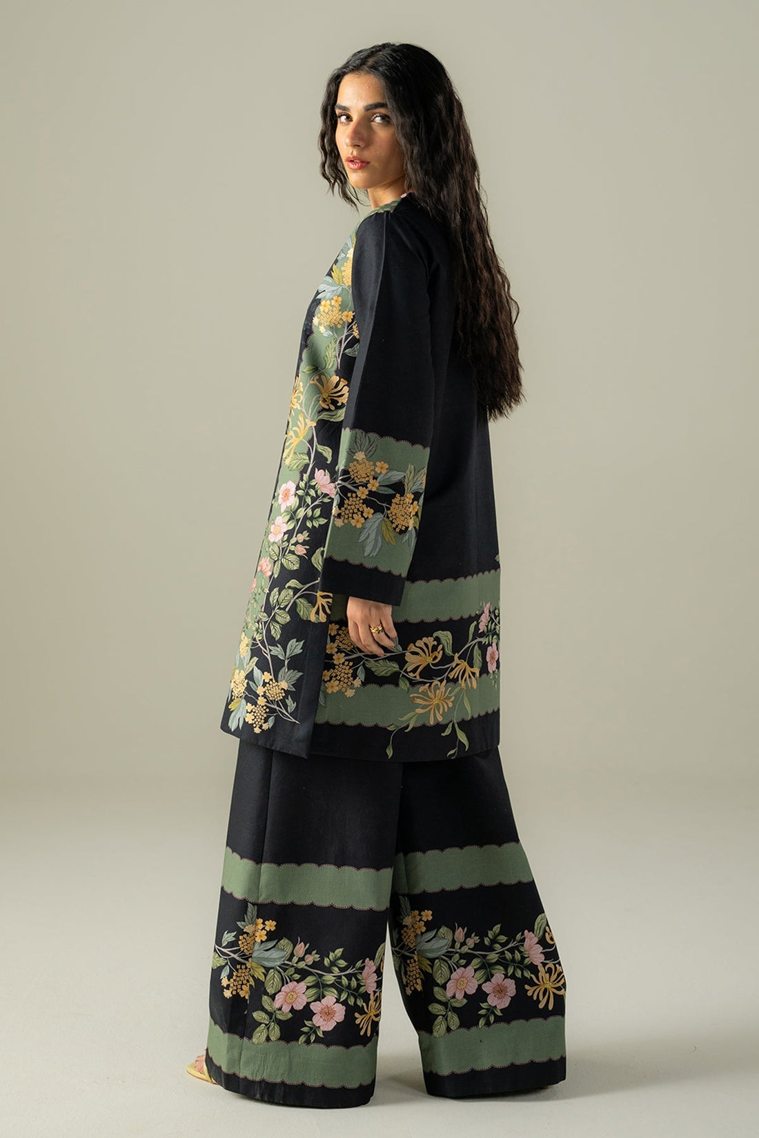 Afrozeh | Coords 25 | Shadowed - Pakistani Designer Dress - by Afrozeh - Type : Ladies Clothes - 100% Original at Saira Sultan