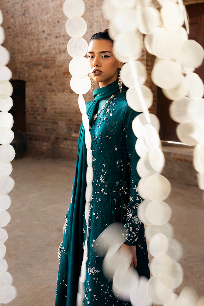 Suffuse | Silk Pret Summer 25 | SOLARA L Deep Teal Green Silk