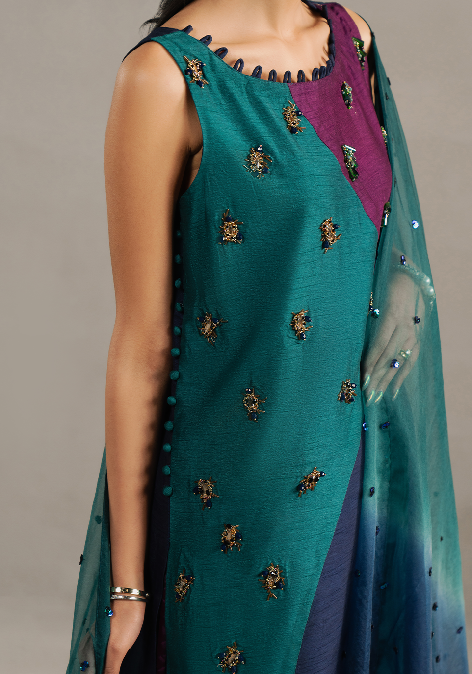 Zarqash | Silk Edit | ZQS 024 STARLETTE M Plum Raw Silk