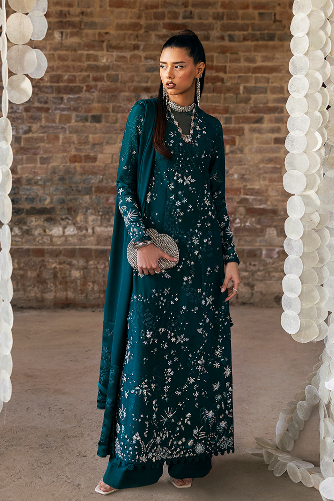 Suffuse | Silk Pret Summer 25 | SOLARA XS Deep Teal Green Silk