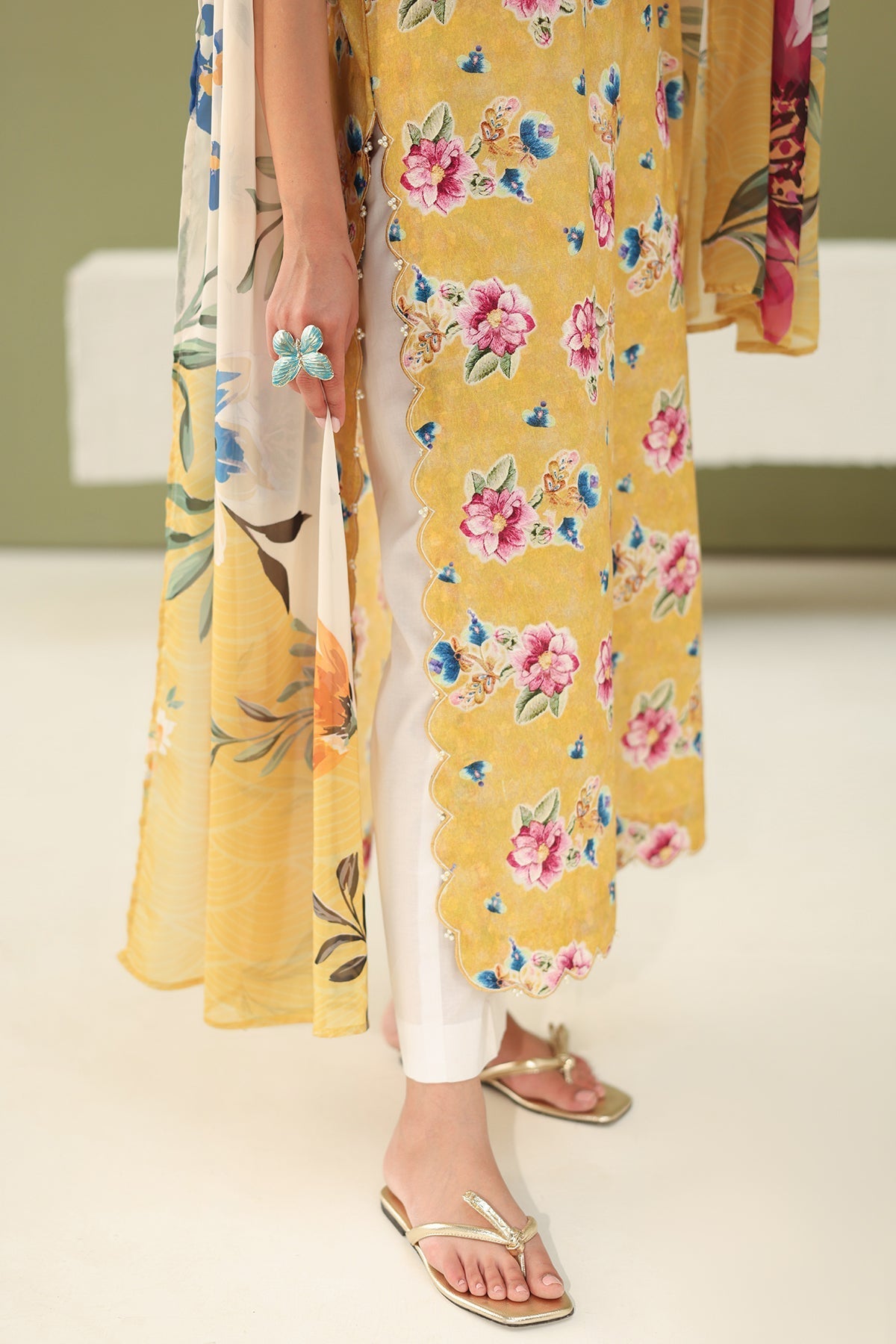 Baroque | Eid Printique | EMBROIDERED PRINTED LAWN UF-4182 M Lime Yellow Lawn