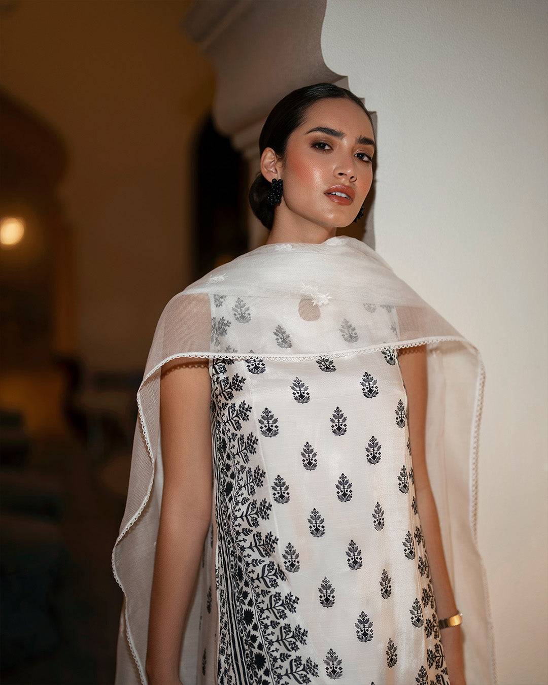 Faiza Saqlain | Zurina Luxury Pret | Zita - Pakistani Designer Dress - by Faiza Saqlain | Type: Luxury - 100% Original at Saira Sultan