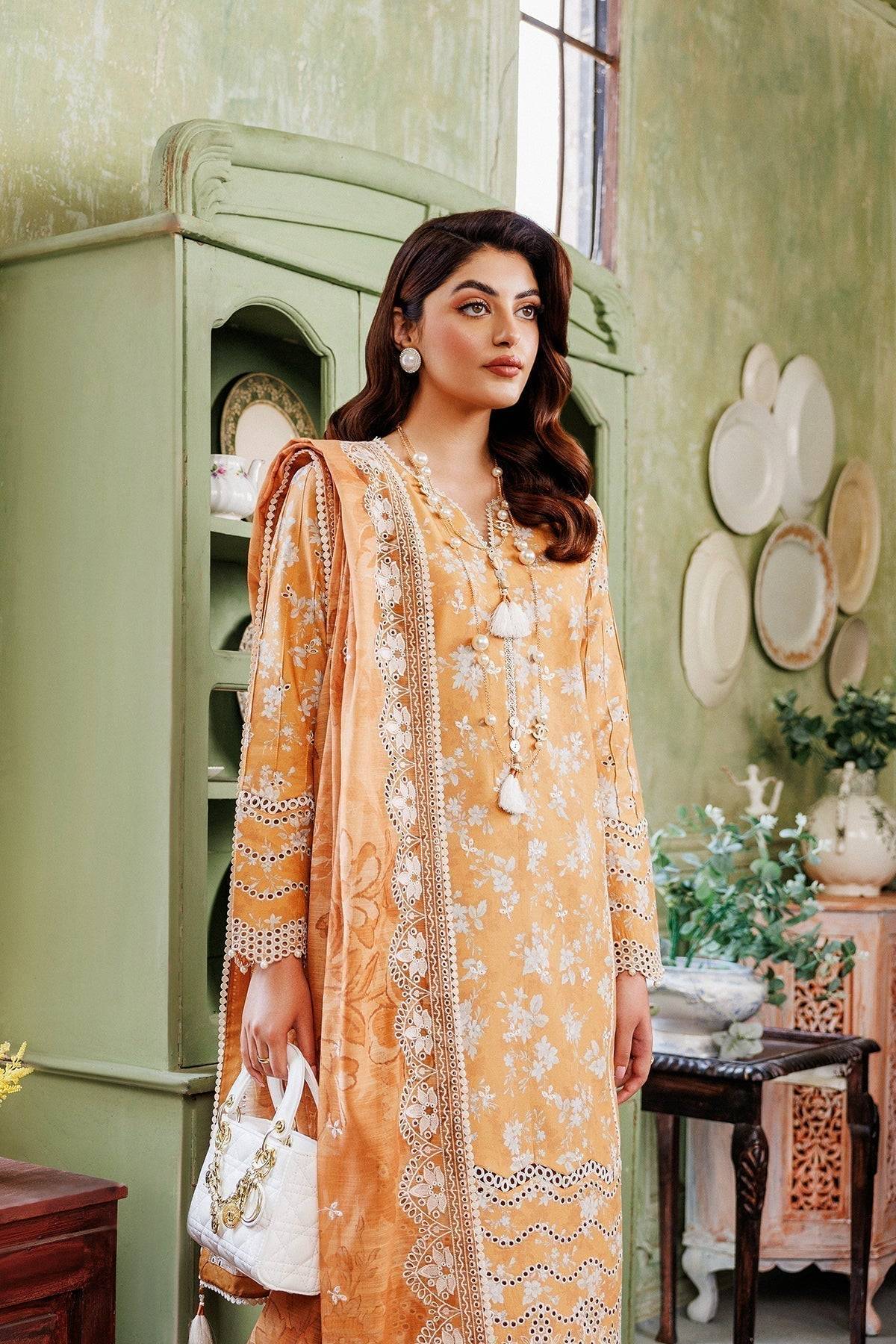 Alizeh | Maahi Vol 2 | AF-EPL-7014-SUNG - Pakistani Designer Dress - by Alizeh | Type: Luxury - 100% Original at Saira Sultan