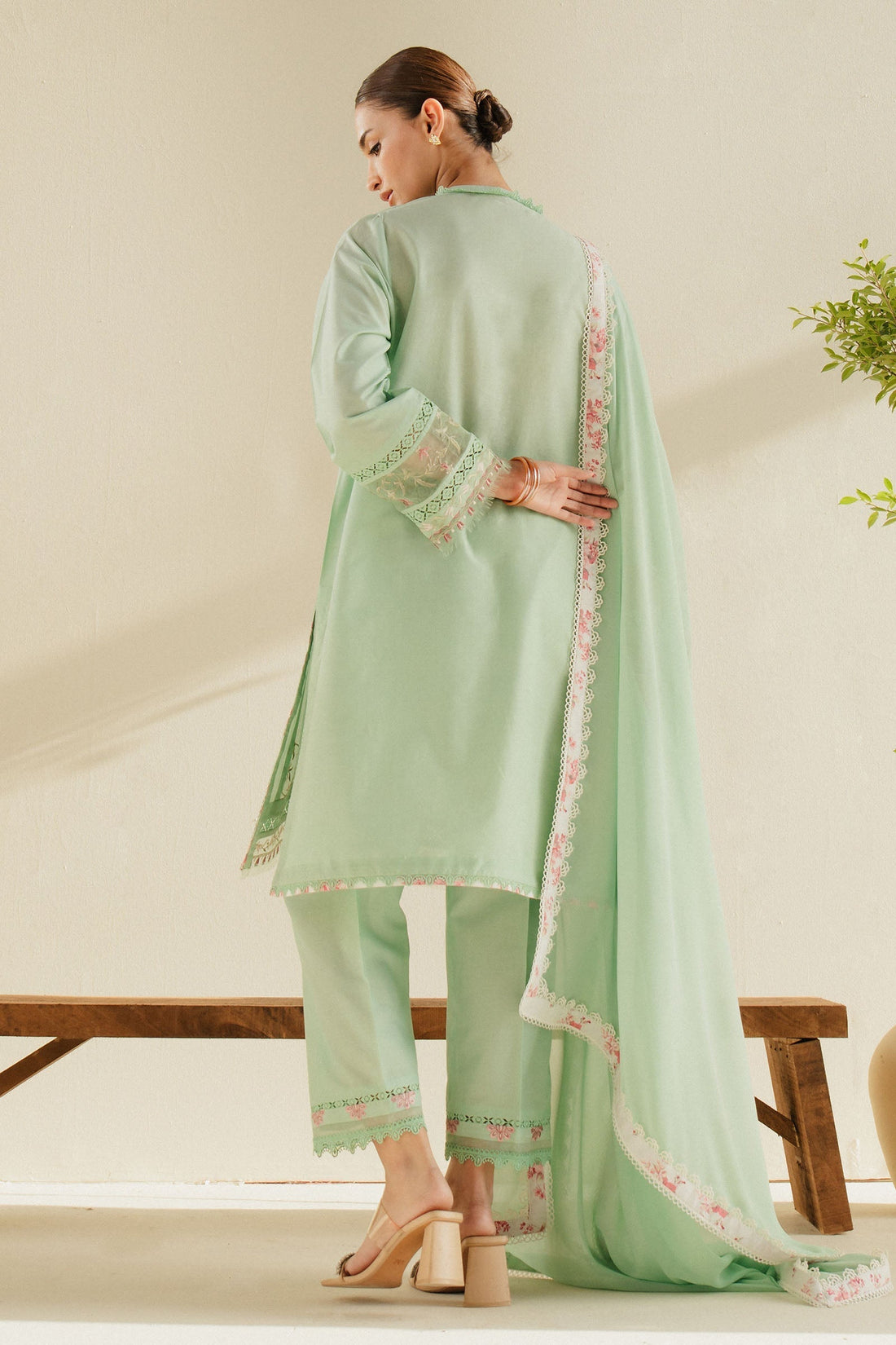 Zara Shahjahan | Eid Pret 25 |CR25P0225 XS Dobby Mint Gray