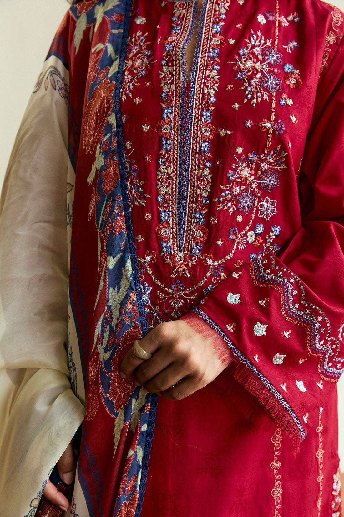 Zara Shahjahan | Coco Eid Edit | Alba-D8 XS Haute Red Jacquard