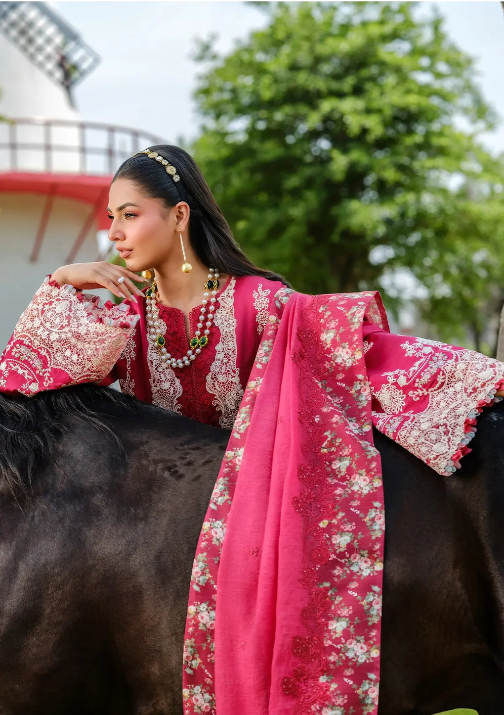 Elaf Premium | Luxury Lawn 25 | ELH-6B JULIET M Fuchsia Pink Lawn