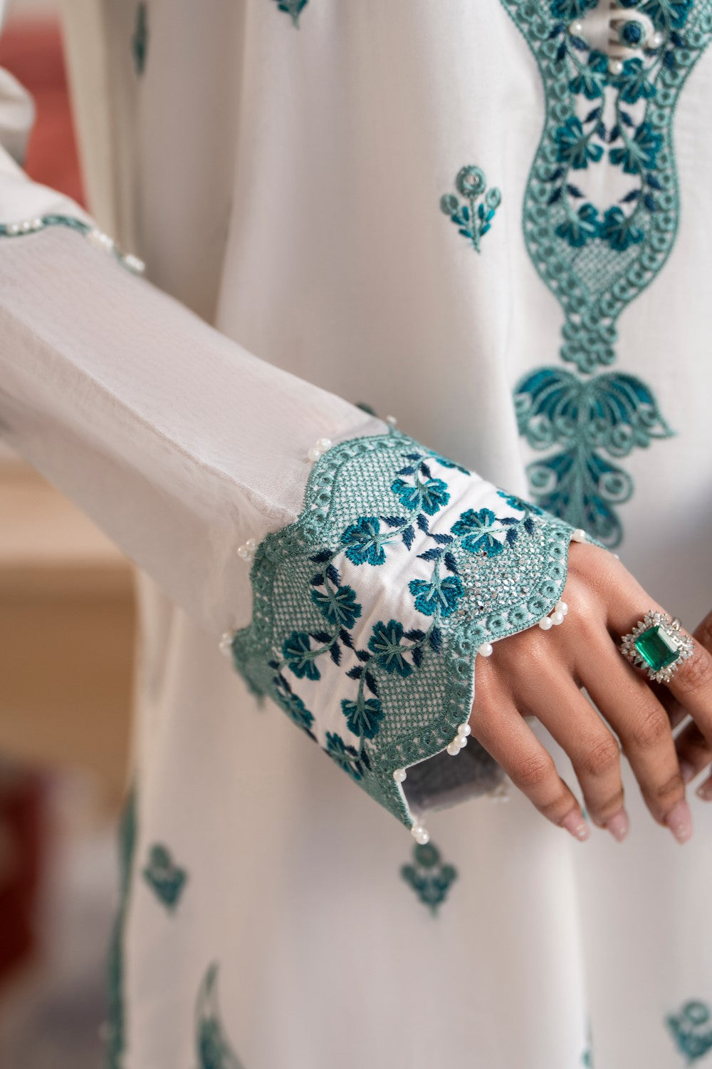 Maryum N Maria | Luxury Lawn 25 | ATOCHA - MS50107 L White Lawn