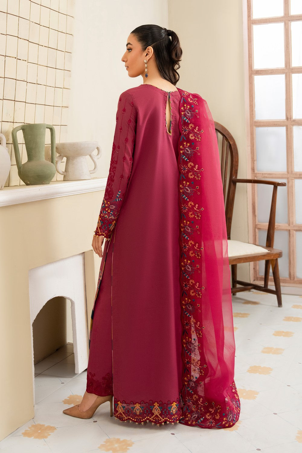 Maryum N Maria | Luxury Lawn 25 | AFINA - MS50108 XS Maroon Lawn