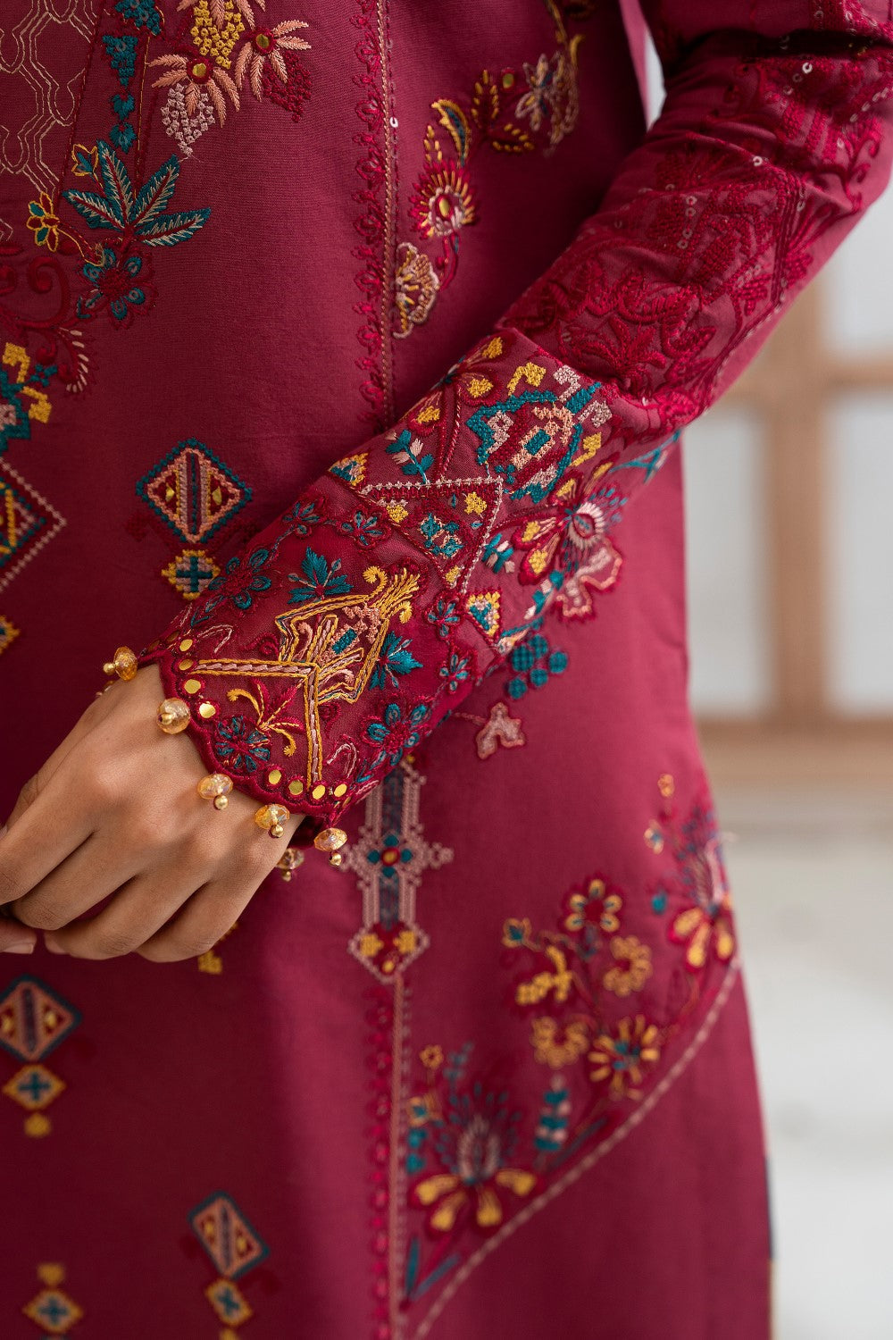 Maryum N Maria | Luxury Lawn 25 | AFINA - MS50108 L Maroon Lawn