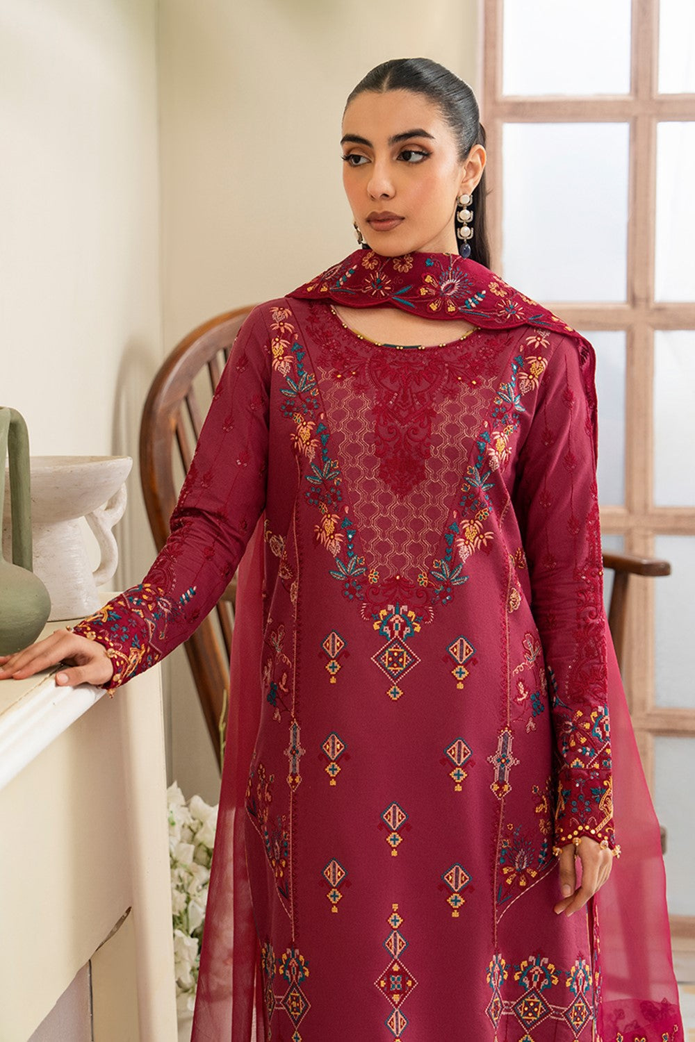 Maryum N Maria | Luxury Lawn 25 | AFINA - MS50108 M Maroon Lawn