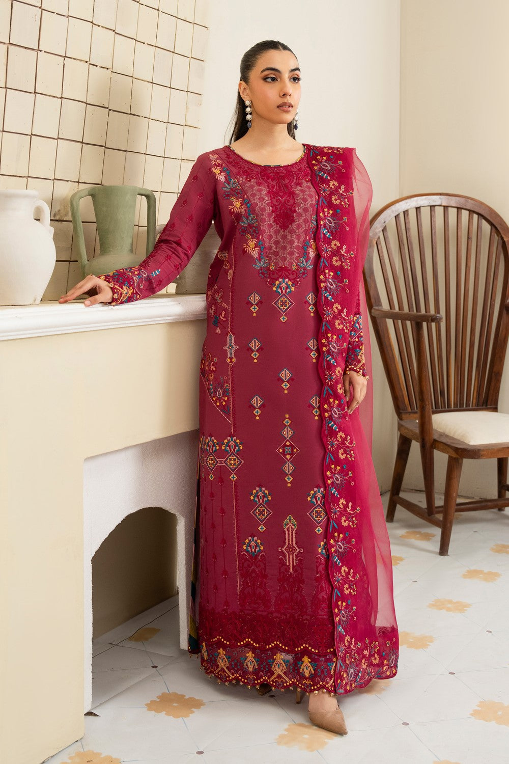 Maryum N Maria | Luxury Lawn 25 | AFINA - MS50108 XS Maroon Lawn