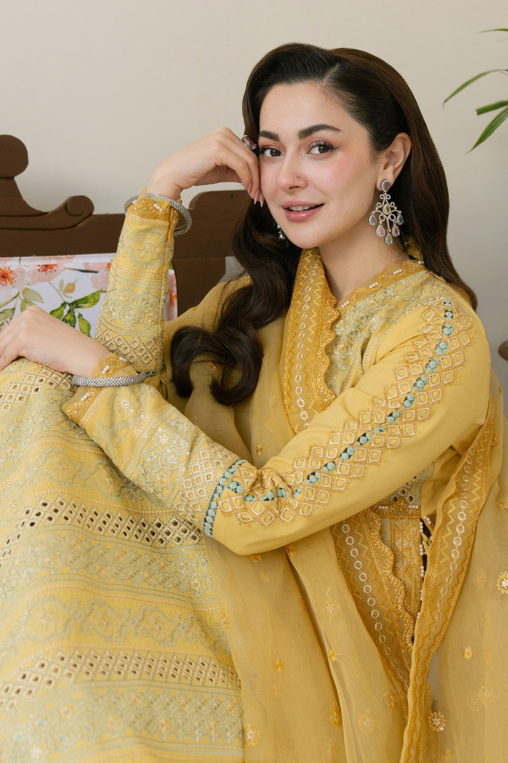 Maryum N Maria | Luxury Lawn 25 | AERIN - MS50111 M Dust Yellow Lawn