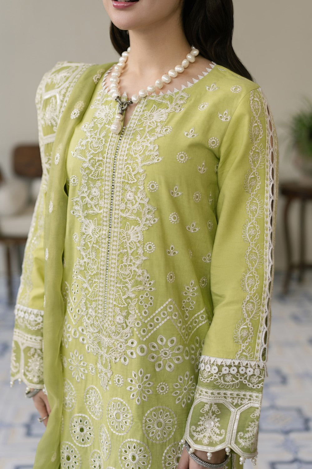 Maryum N Maria | Luxury Lawn 25 | ALIYA - MS50117 L Apple Green Lawn