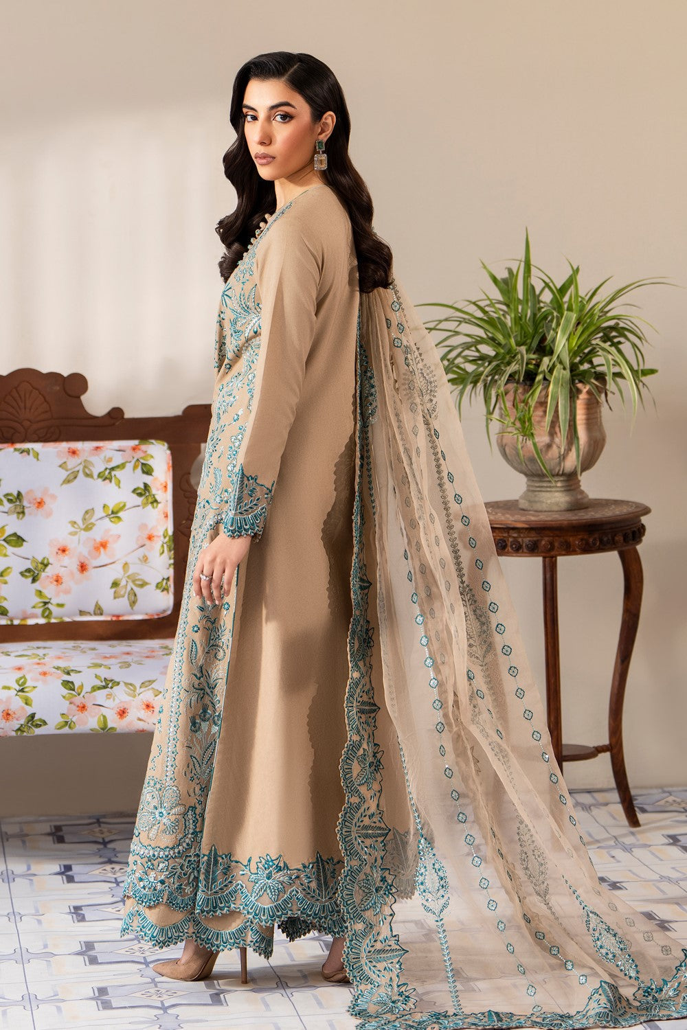 Maryum N Maria | Luxury Lawn 25 | ASHYA - MS50119 XS Beige Lawn
