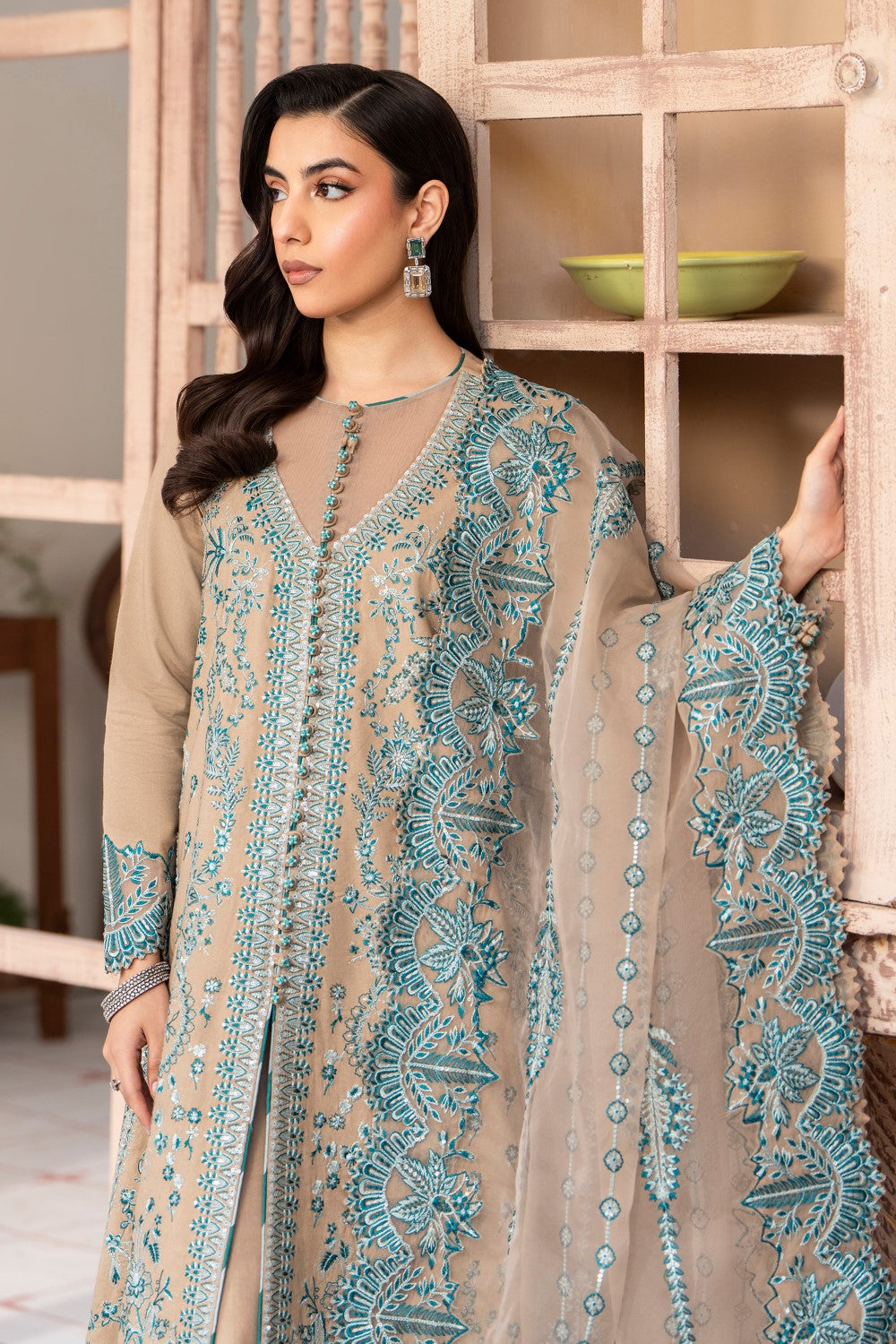 Maryum N Maria | Luxury Lawn 25 | ASHYA - MS50119 M Beige Lawn