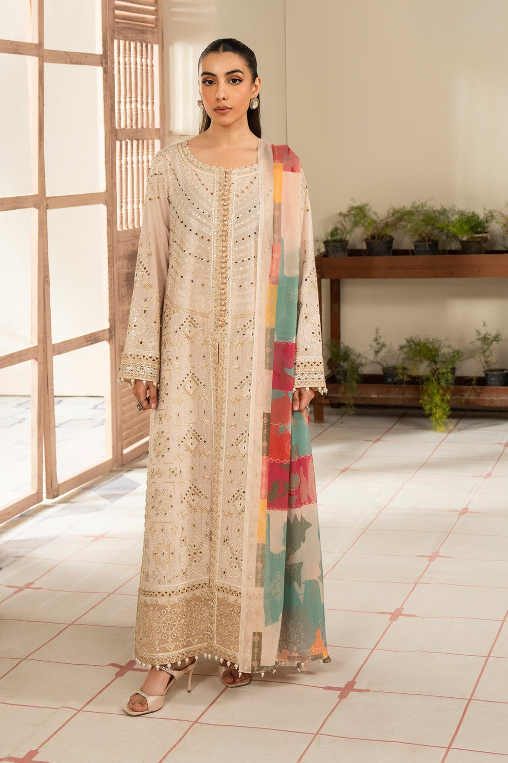 Maryum N Maria | Luxury Lawn 25 | ABIA - MS50120 XS Ivory Lawn