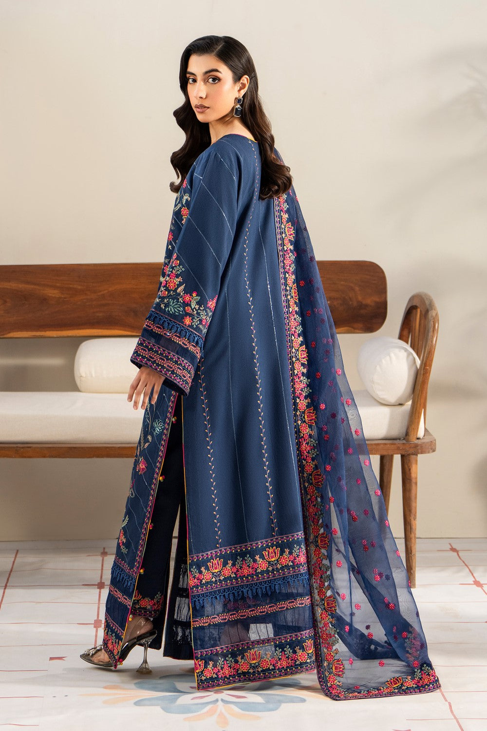 Maryum N Maria | Luxury Lawn 25 | ARAYA - MS50124 XS Navy Blue Lawn