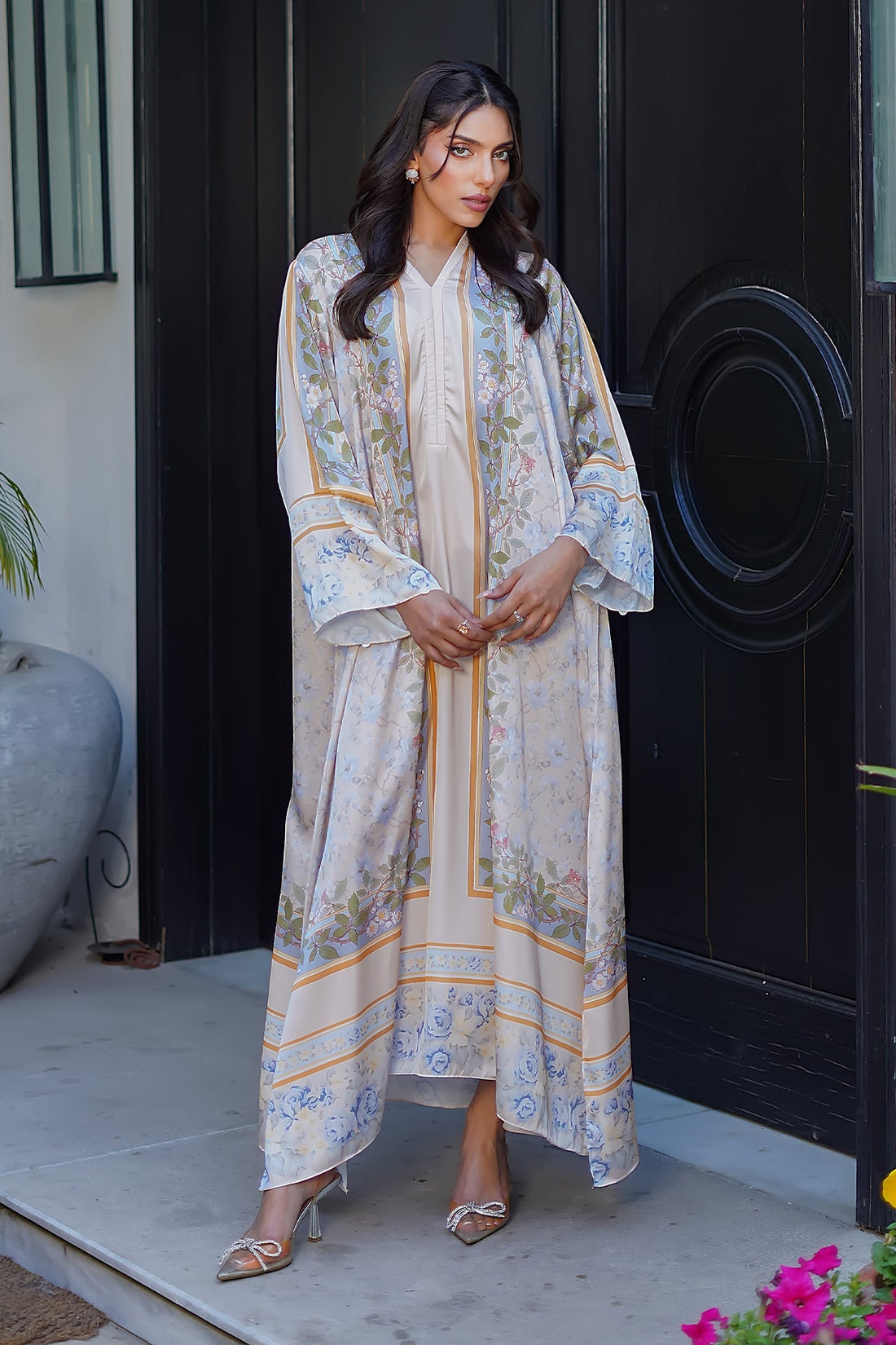 Erum Khan | Nue 25 | Sand Dune XS Off White Charmeuse Silk