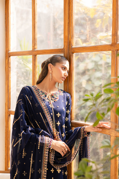 Emaan Adeel | Noore Festive Formals | ZAVIA L Navy Blue Chiffon