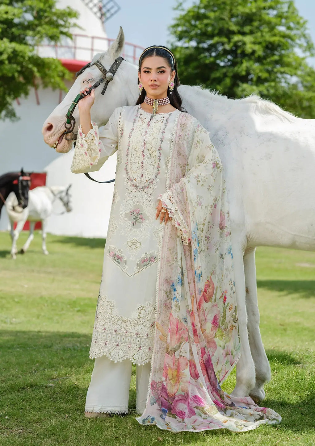Elaf Premium | Luxury Lawn 25 | ELH-7A WHITE EMPRESS XS Off White Lawn