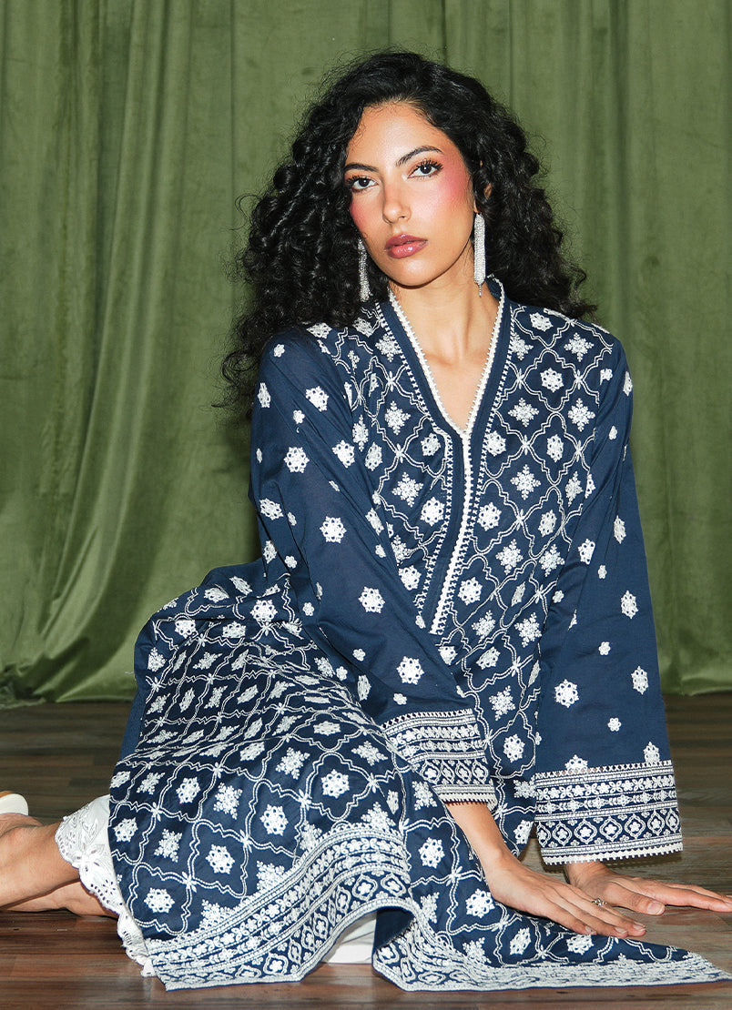 Image | Spring the Tea | ICSE-213889 L Navy Blue Cotton