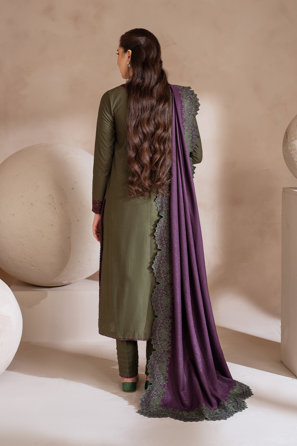 Iznik | Exclusive Winter | UE-373 XS Mehndi Khaddar