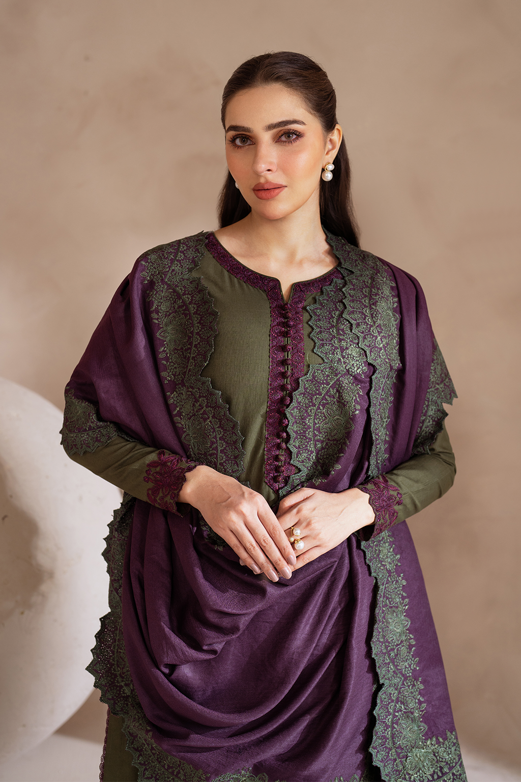 Iznik | Exclusive Winter | UE-373 L Mehndi Khaddar