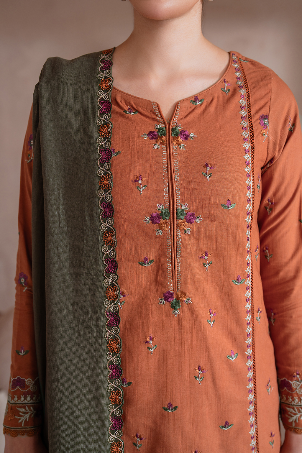 Iznik | Exclusive Winter | UE-367 M Burnt Orange Khaddar