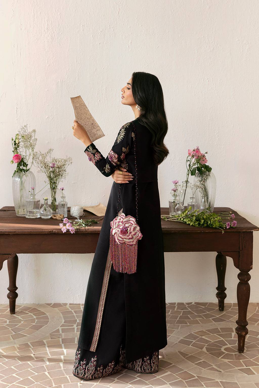 Vanya | Luxury and Formals | SY-02 - Pakistani Designer Dress - by Vanya - Type : Ladies Clothes - 100% Original at Saira Sultan