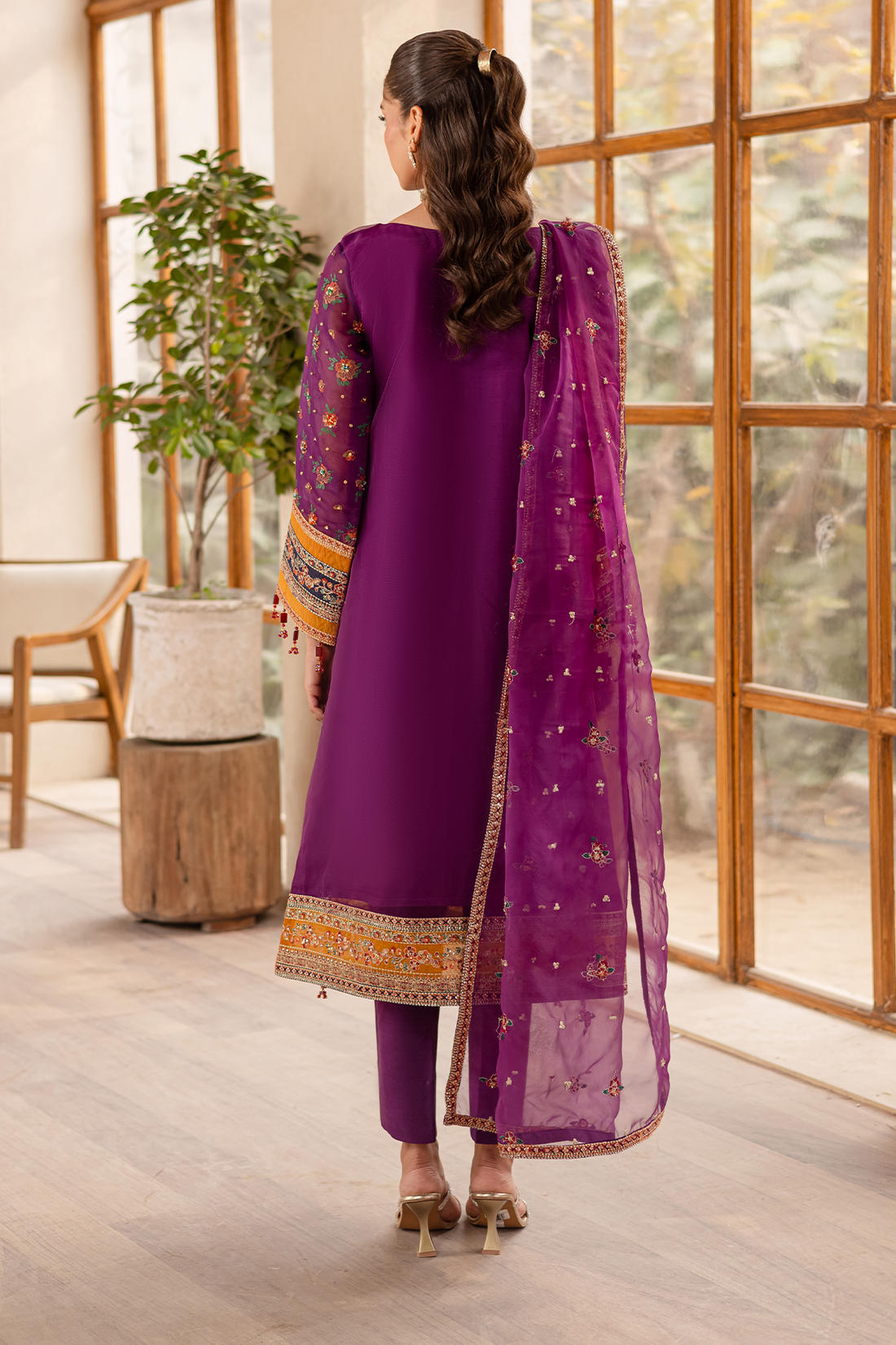 Emaan Adeel | Noore Festive Formals | NAYERA XS Magenta Organza