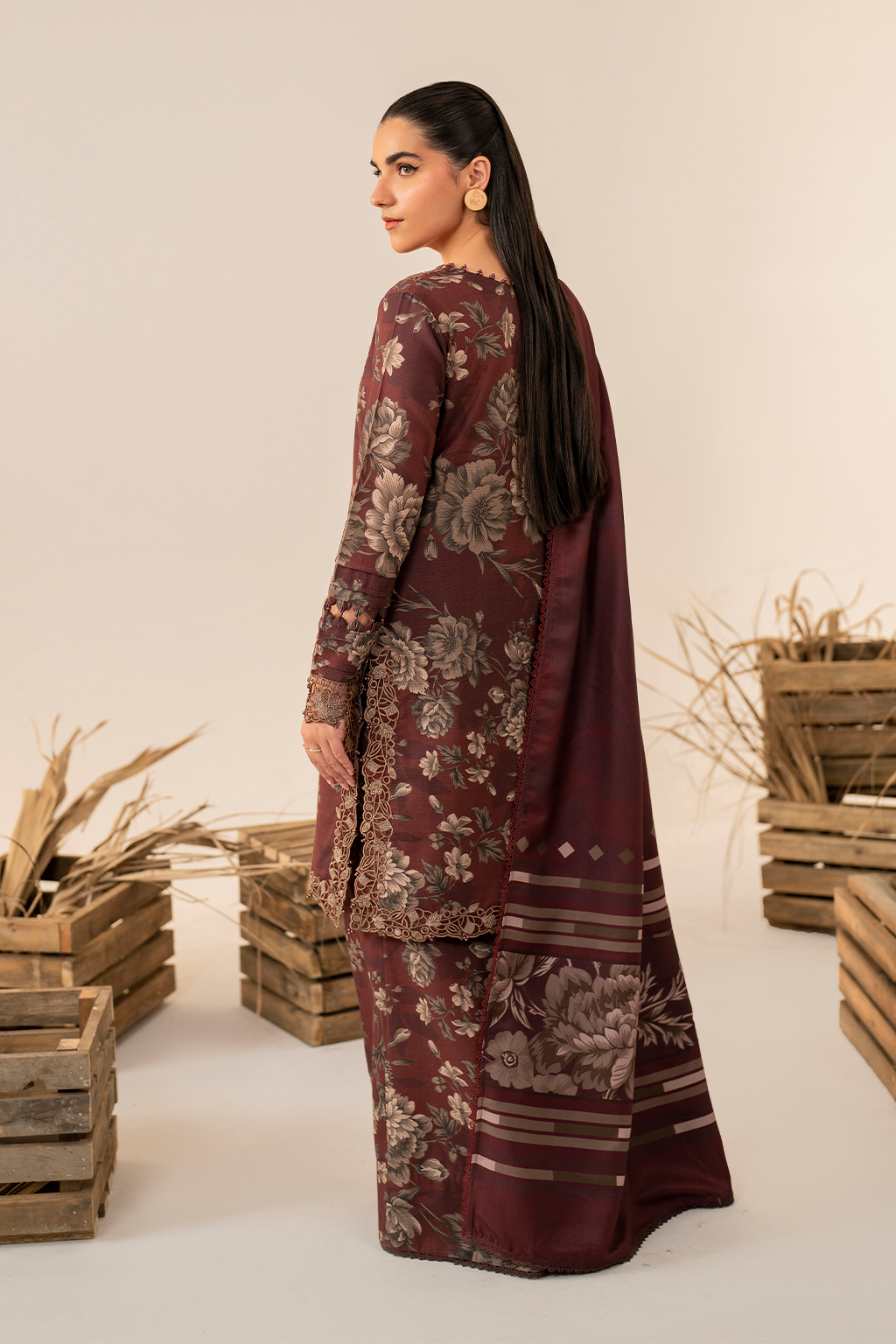 Iznik | Exclusive Winter | UE-350 XS Dark Brown Slub Khaddar