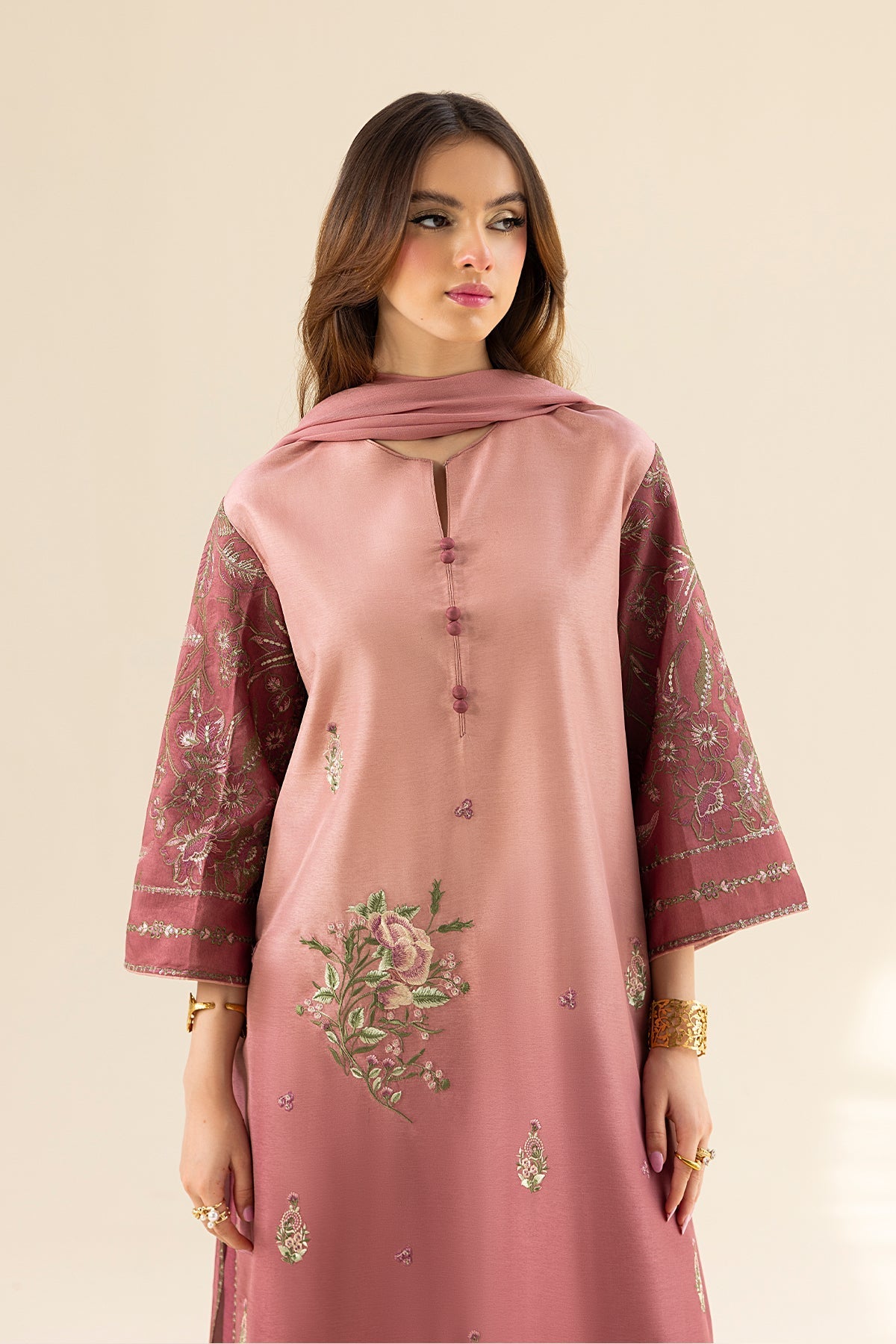 Erum Khan | Lillia Summer Edit | Vintage Rose L Tea Pink Tassle Silk