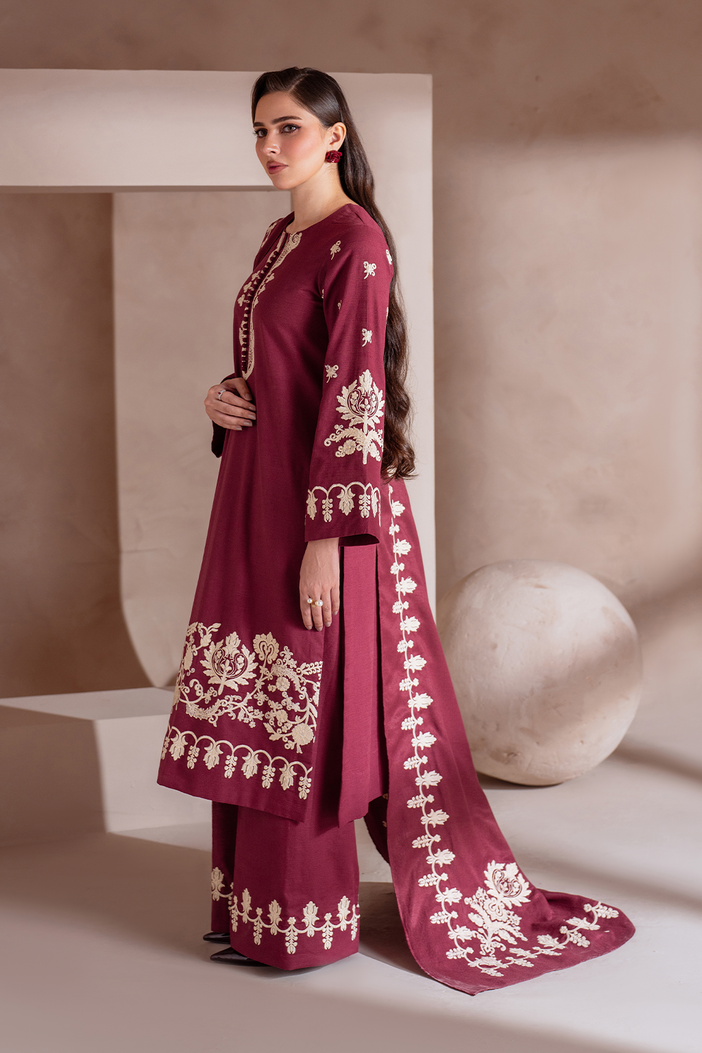Iznik | Exclusive Winter | UE-362 L Berry Red Khaddar