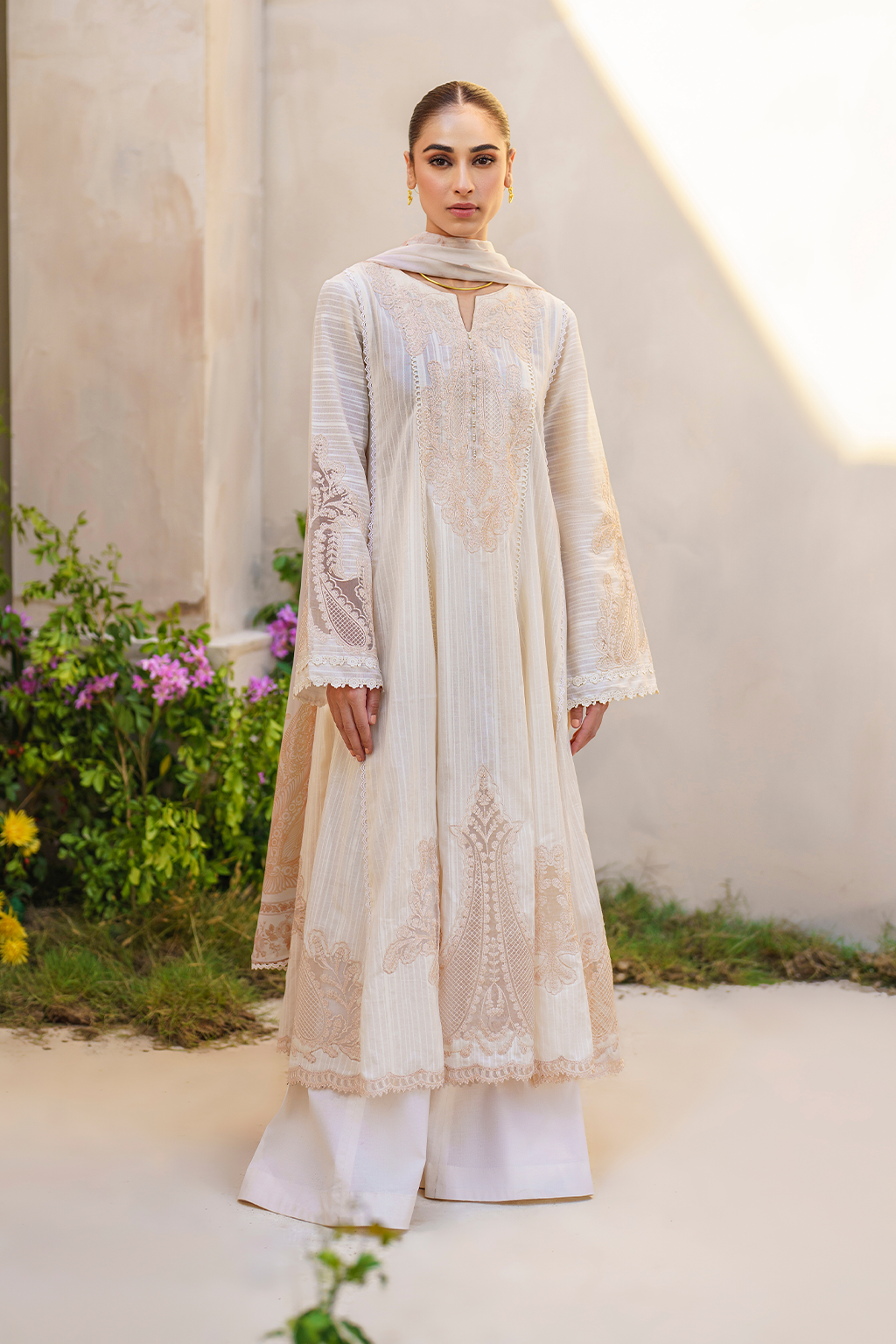 Iznik | Festive lawn 24 | SFL-03 -  Iznik Luxury -  Saira Sultan