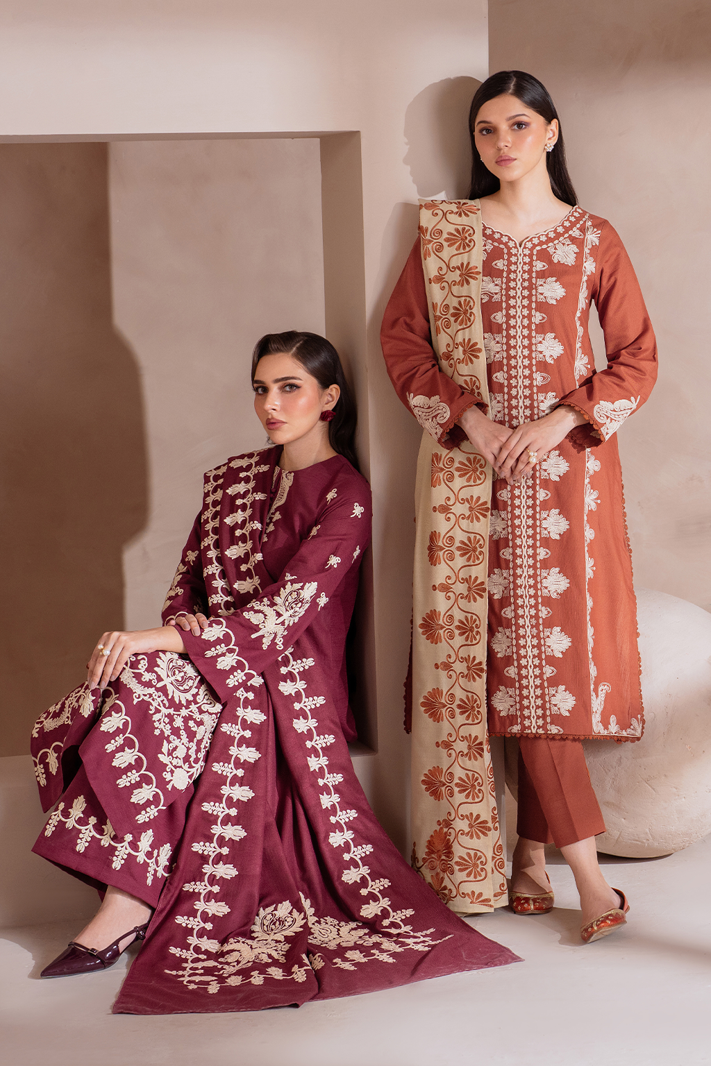 Iznik | Exclusive Winter | UE-362 XL Berry Red Khaddar
