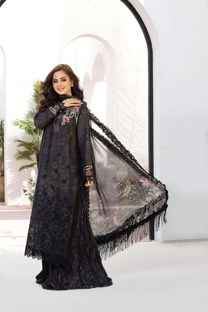 Sobia Nazir | Vital Lawn 25 | 8A M Black Lawn