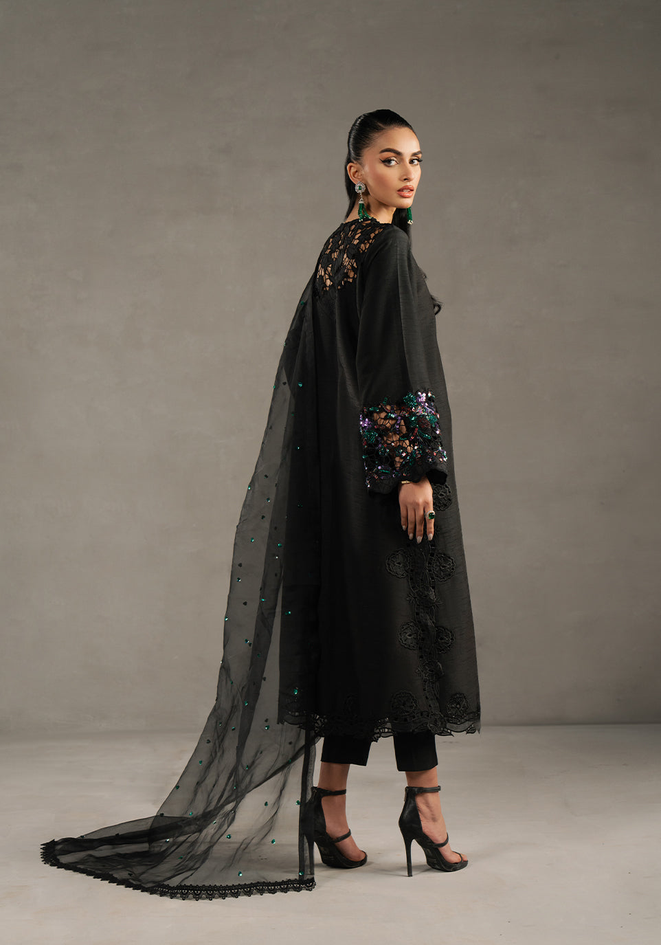 Zarqash | Silk Edit | ZQS 014 DELLA S Black Raw Silk