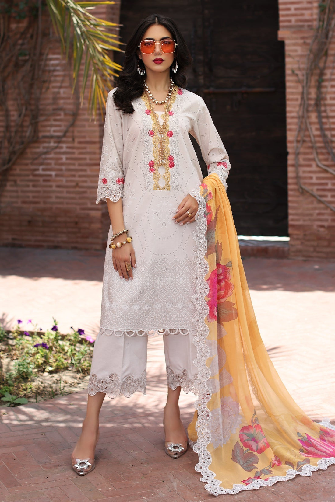Charizma | Combination 25 | CCS-4-20 XS Off White Lawn