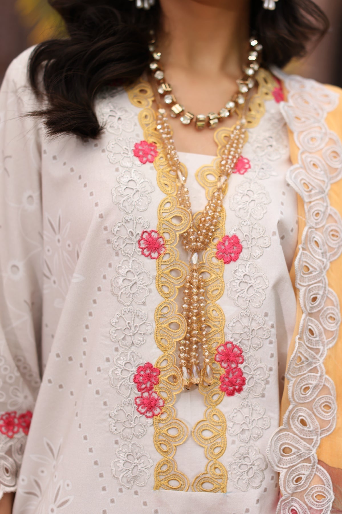 Charizma | Combination 25 | CCS-4-20 M Off White Lawn