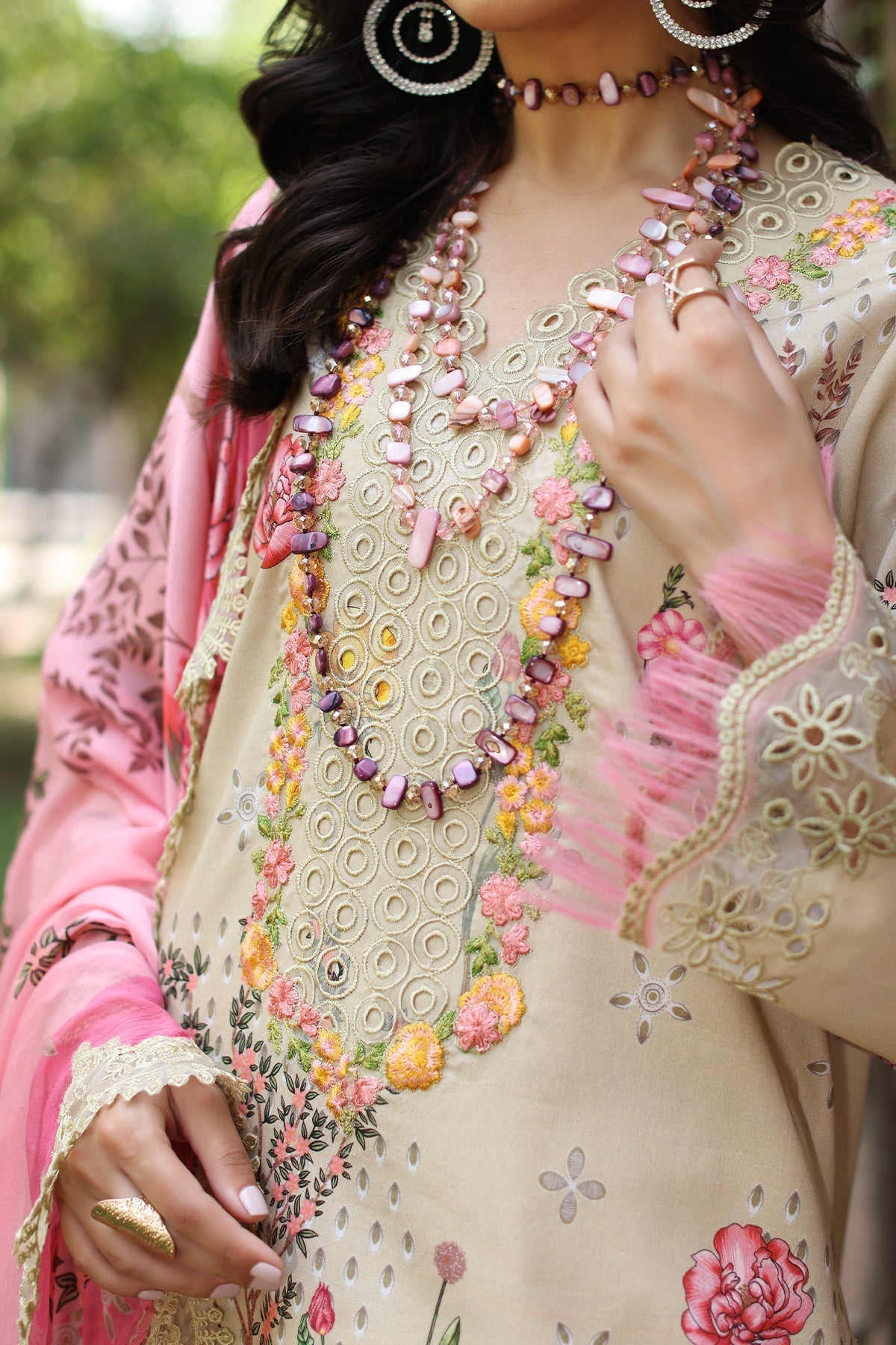 Charizma | Combination 25 | CCS-4-19 M Beige Lawn