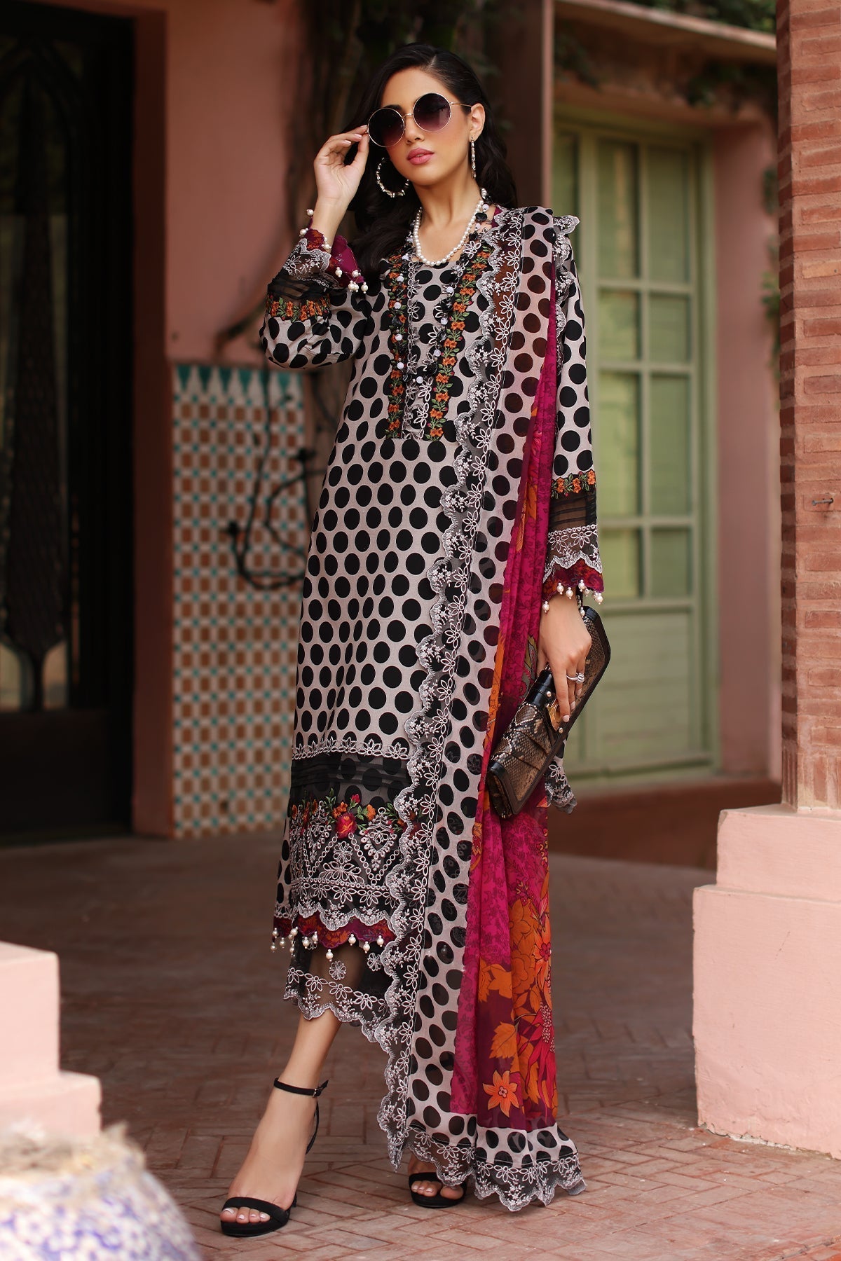 Charizma | Combination 25 | CCS-4-21 Custom Size Black Lawn
