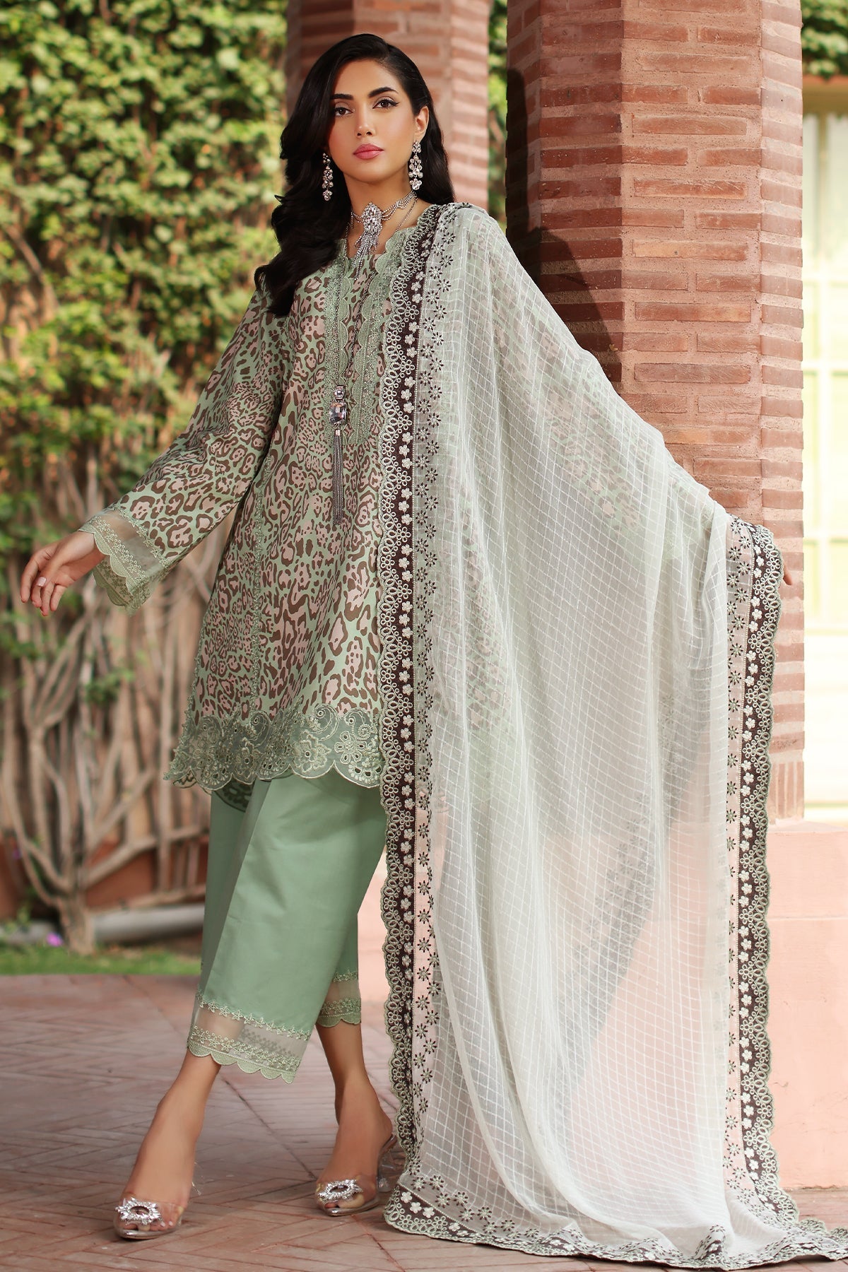 Charizma | Combination 25 | CCS-4-26 XL Sage Green Lawn