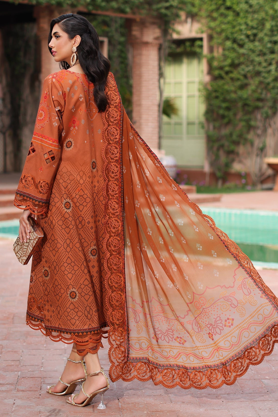 Charizma | Combination 25 | CCS-4-25 XS Rust Lawn