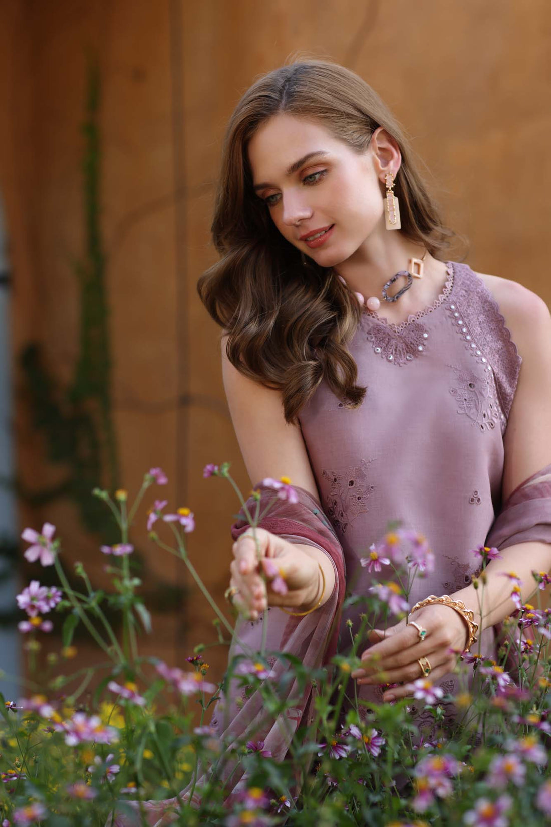 Noor by Saadia Asad | Luxe Chikankari 25 | D8-A XS Dusty Pink Lawn
