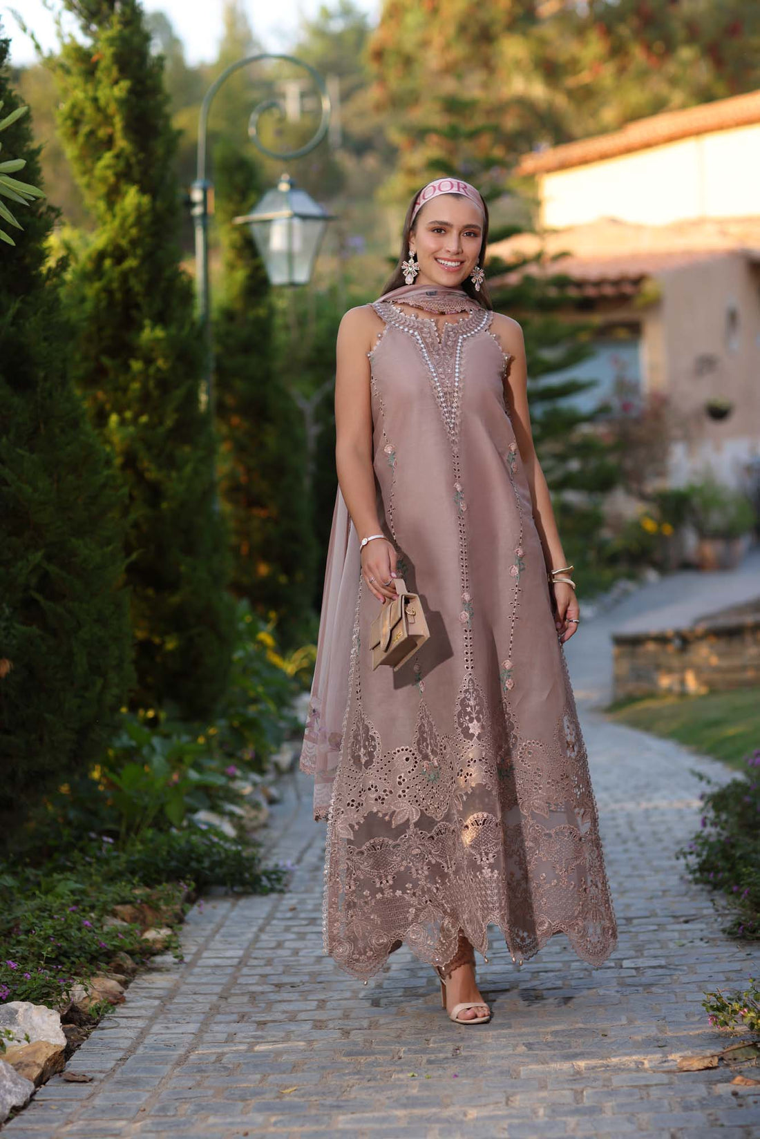 Noor by Saadia Asad | Luxe Chikankari 25 | D6-B XS Pinkish Gray Lawn