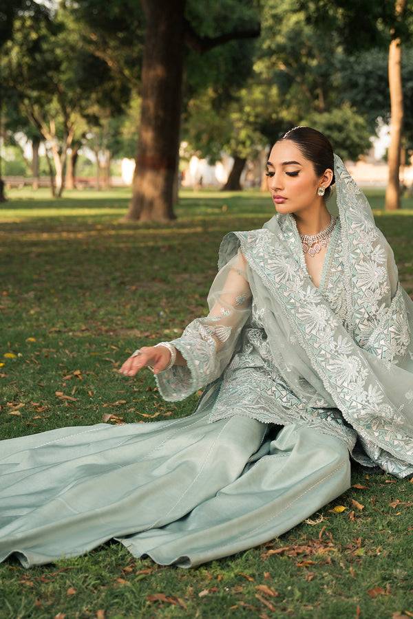 Ayzel | Pehli Nazar Wedding Formals | SULTANA - Pakistani Designer Dress - by Ayzel | Type: Formal - 100% Original at Saira Sultan