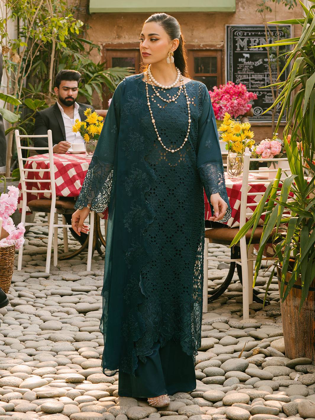 Mahnur | Mahrukh Eid Edit 24 | AMELIA - Pakistani Designer Dress - by Mahnur | Type: Luxury - 100% Original at Saira Sultan